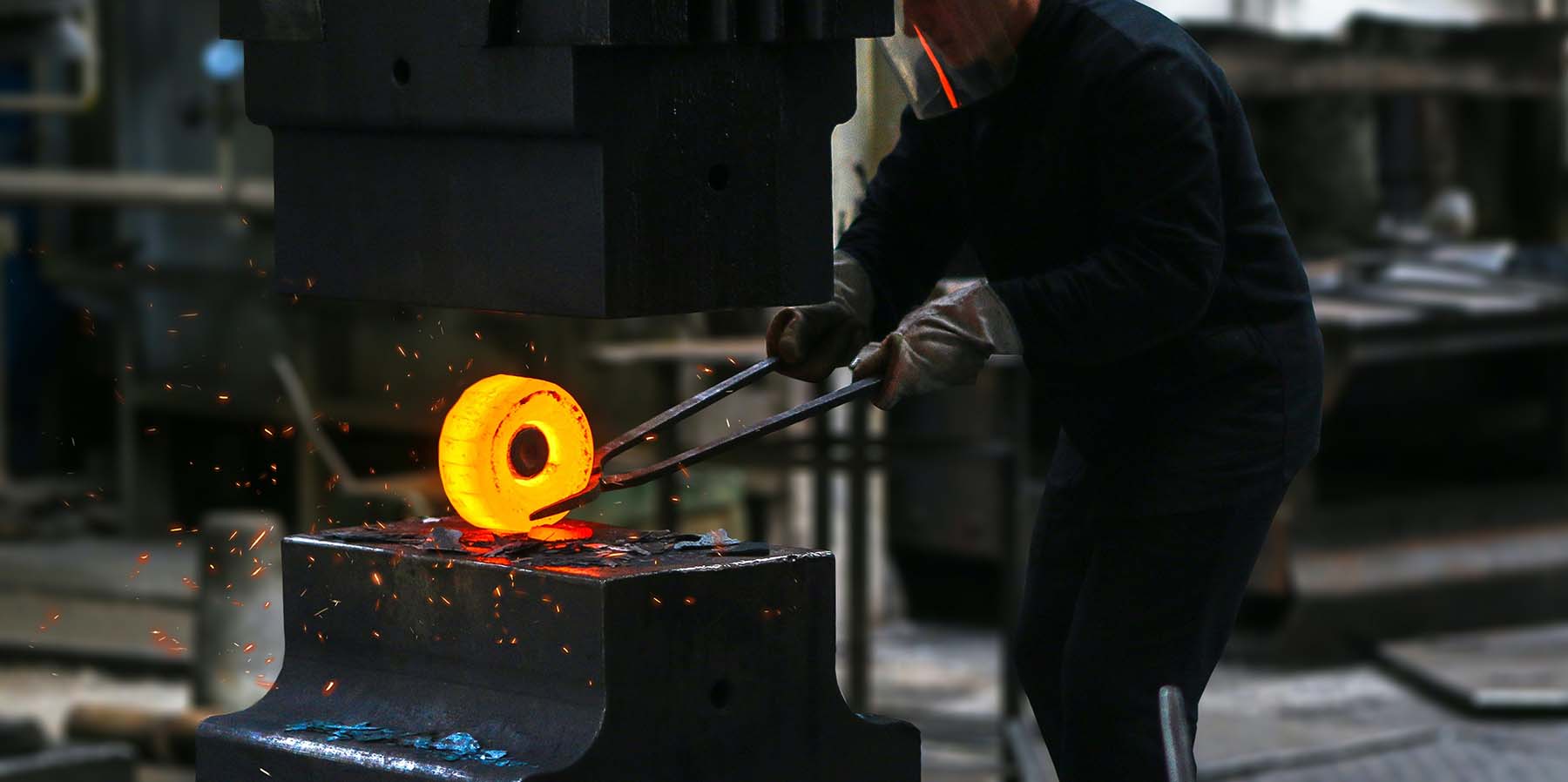 Guantes de kevlar para la industria del metal.