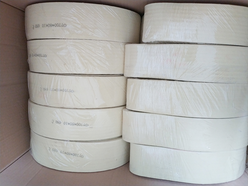 Cintur&oacute;n de fieltro de poli&eacute;ster